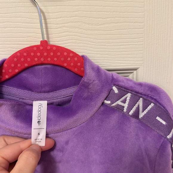 Ideology girls can purple velour sweatshirt size small - Picture 6 of 6